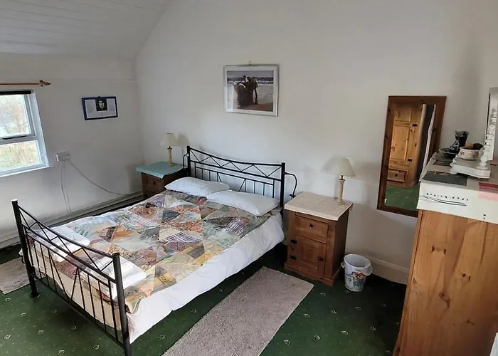 Dom wakacyjny Quarvue Farmhouse, Unique House With Views Of Mournes And Cooleys O Meith